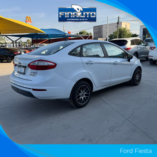 Ford Fiesta - Imagen 9