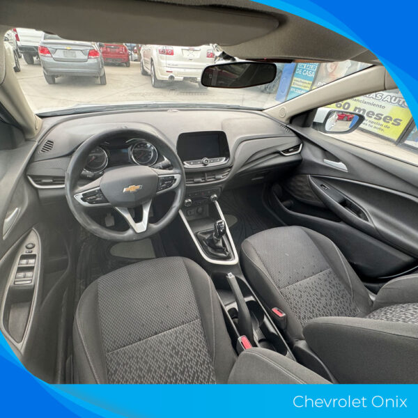 Chevrolet Onix - Imagen 10