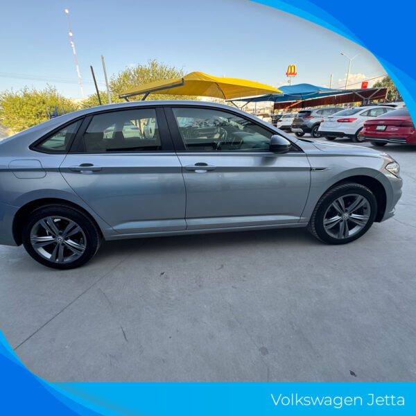 Volkswagen Jetta - Imagen 14