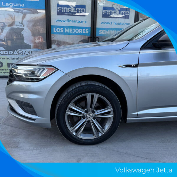 Volkswagen Jetta - Imagen 16