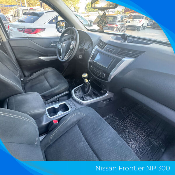Nissan Frontier NP300 - Imagen 8